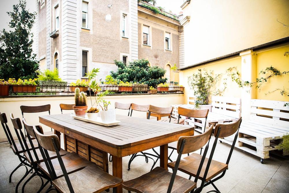 Rome Experience Hostel Екстер'єр фото